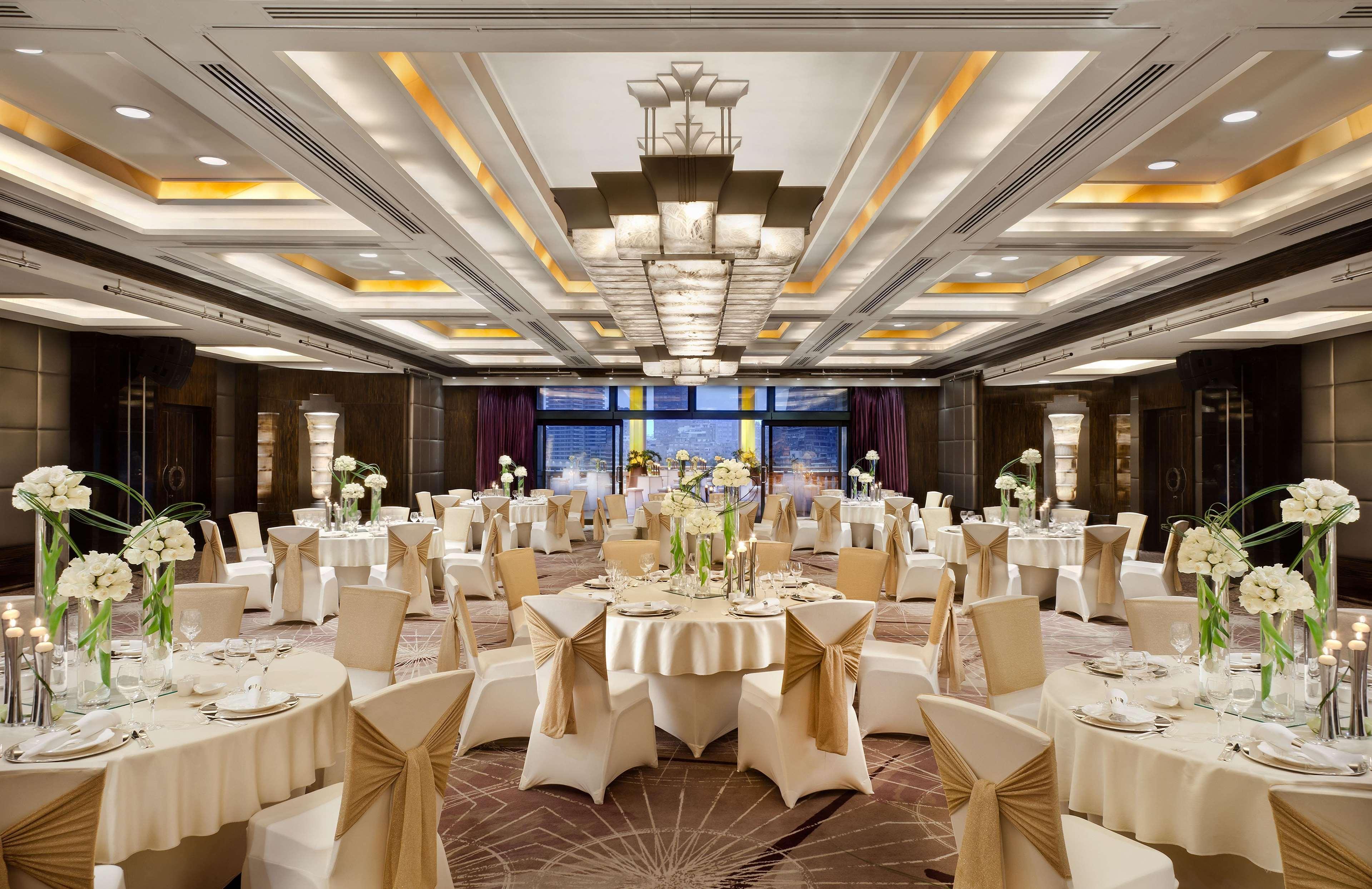 Fairmont Nile Hotel